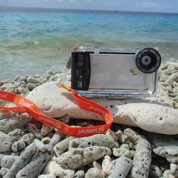 Neem je smartphone mee onder water en naar het strand 
